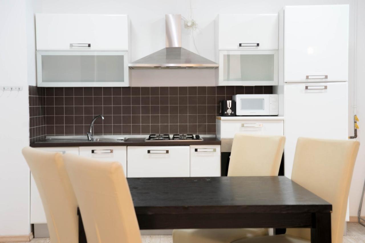 Lake Boutique Apartments & Rooms Mamaia Buitenkant foto