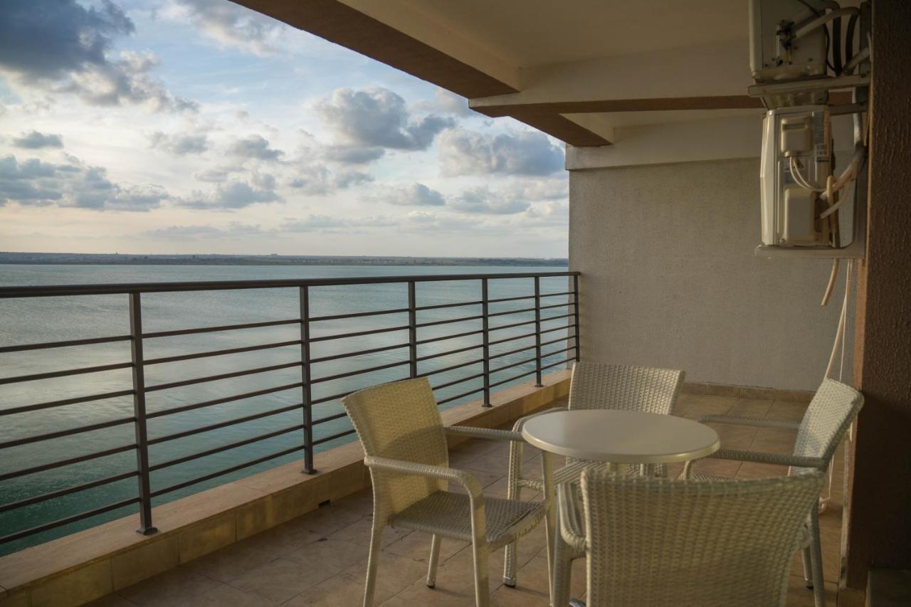 Lake Boutique Apartments & Rooms Mamaia Buitenkant foto