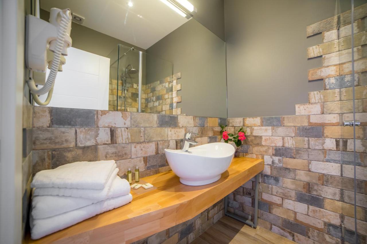 Lake Boutique Apartments & Rooms Mamaia Buitenkant foto