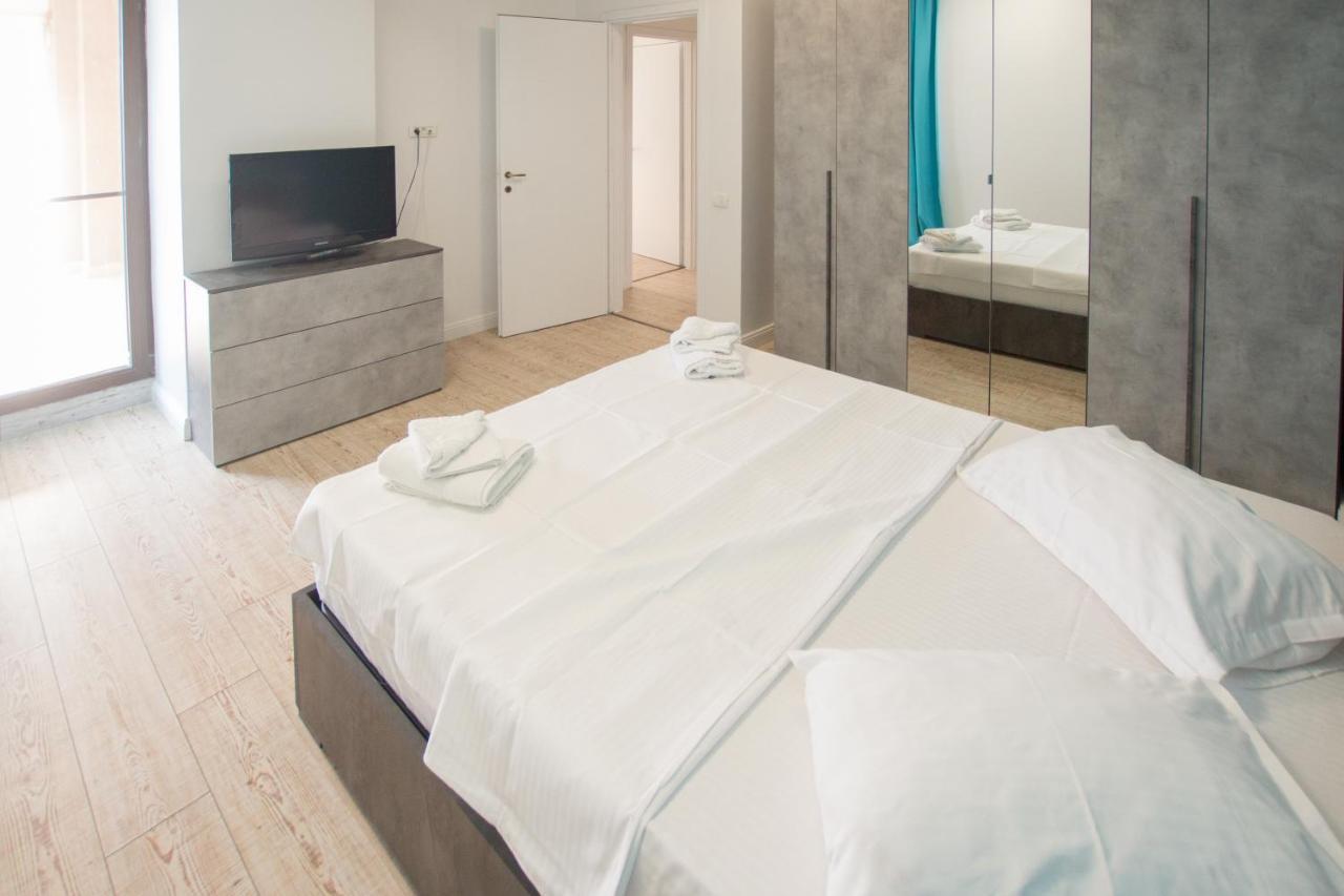 Lake Boutique Apartments & Rooms Mamaia Buitenkant foto