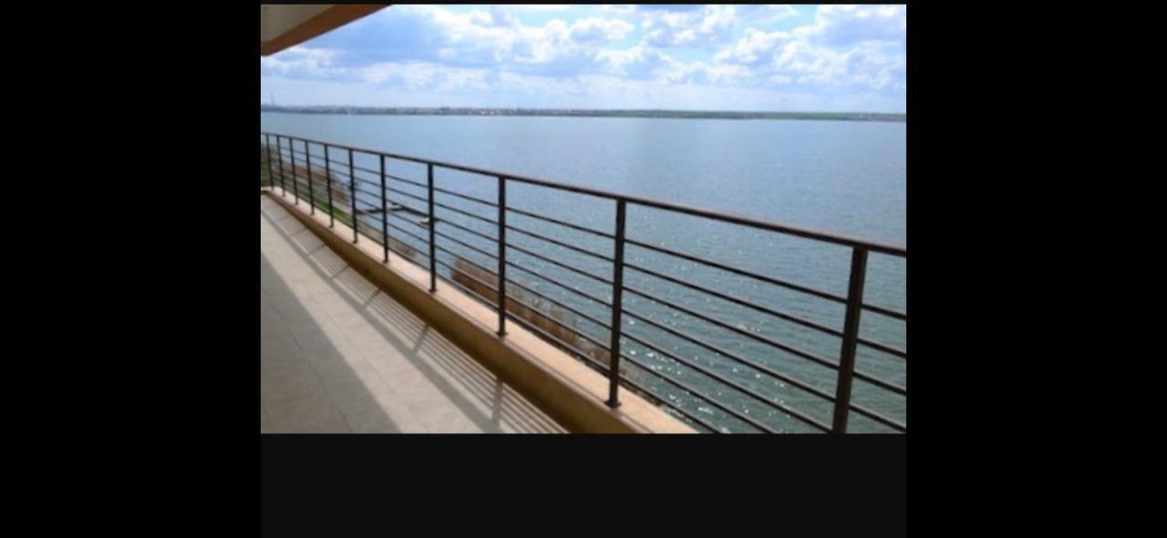 Lake Boutique Apartments & Rooms Mamaia Buitenkant foto