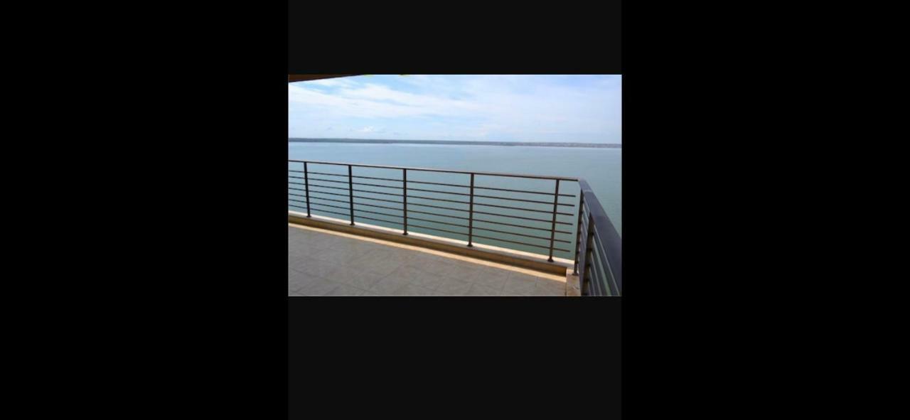 Lake Boutique Apartments & Rooms Mamaia Buitenkant foto