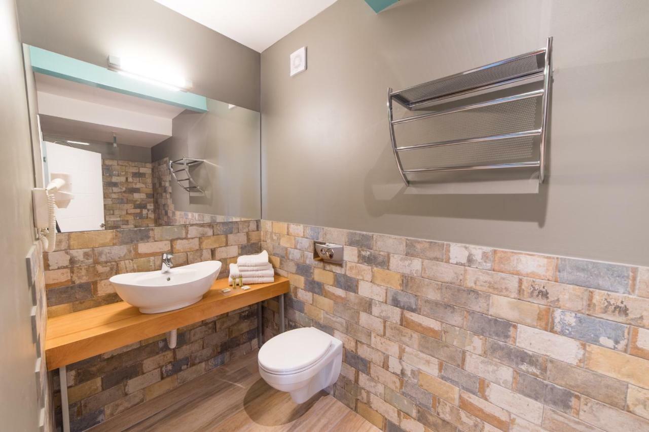 Lake Boutique Apartments & Rooms Mamaia Buitenkant foto